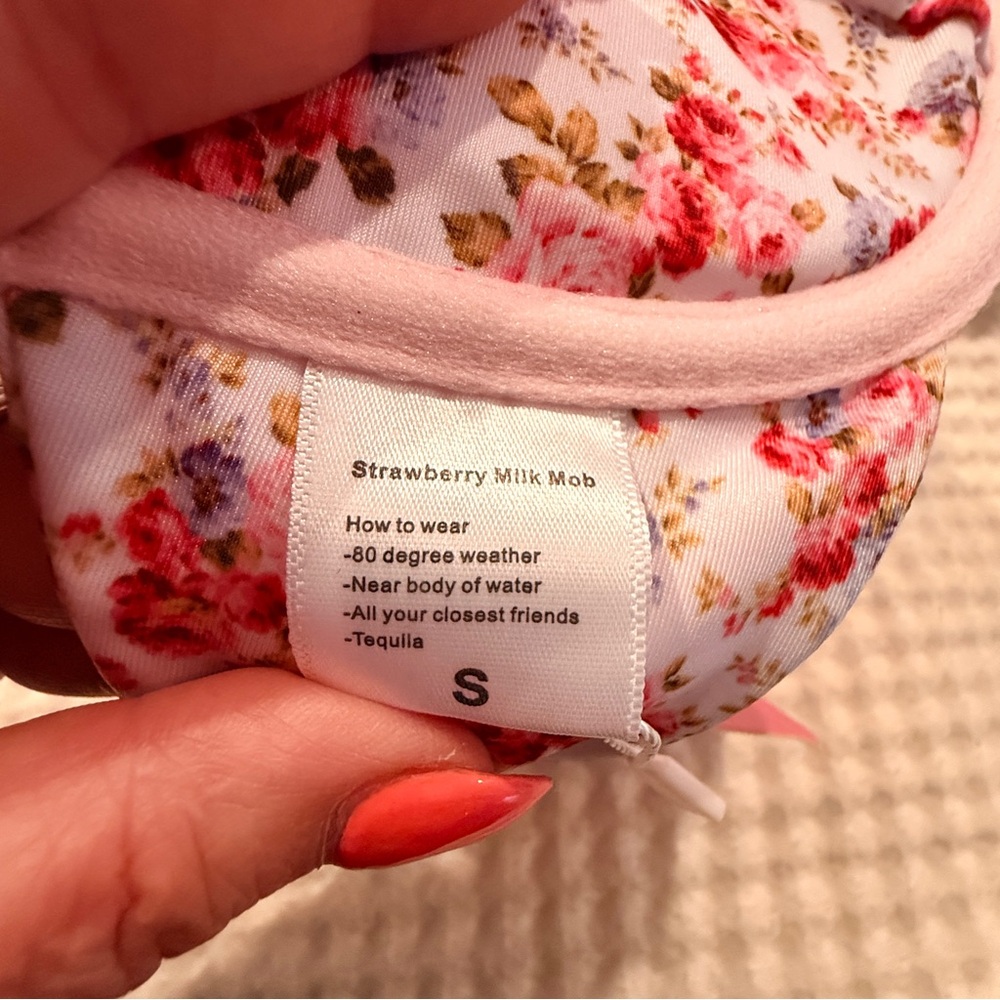 [Strawberry Milk Mob] bikini top floral print - Picture 9 of 9